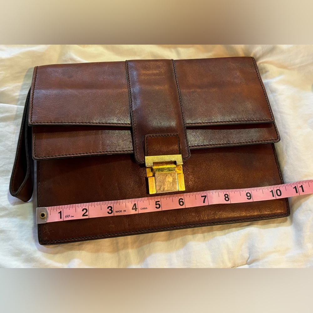 Classic Brown Leather Men's Briefcase - Picture 8 of 14